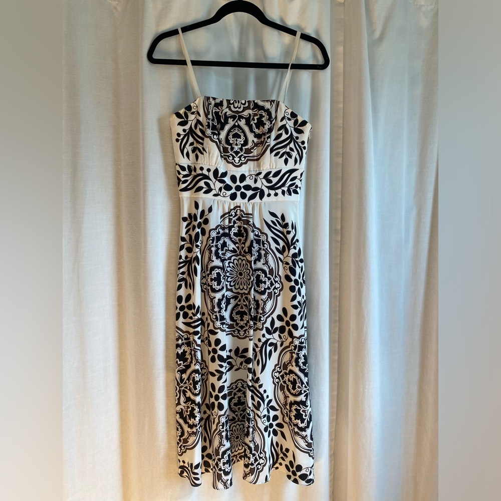 White House Black Market dress / Silk Gown
